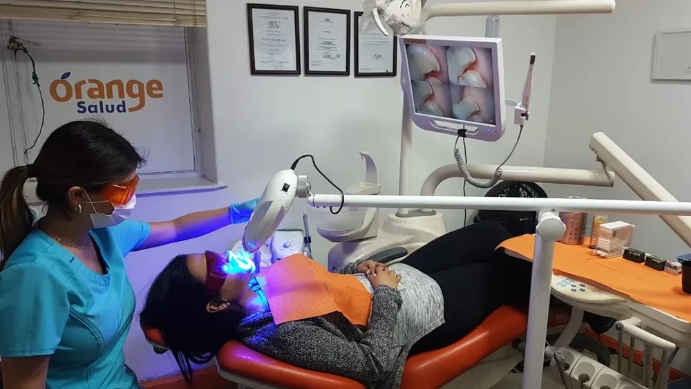 clinica dental consulta dental orange salud dental