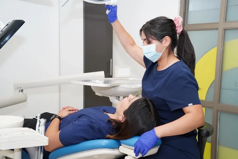 Clinica dental Curadent