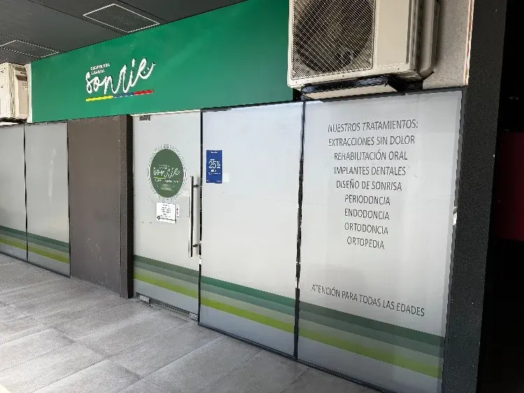 Clínica Dental Sonríe - Sede Arenas