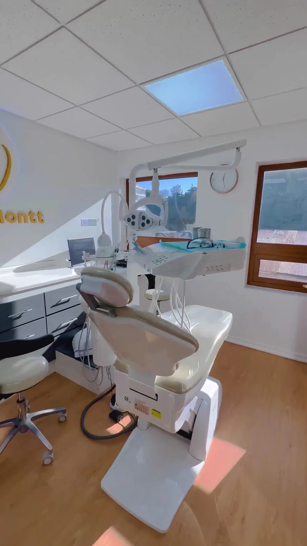 Dental Montt Centro Odontológico
