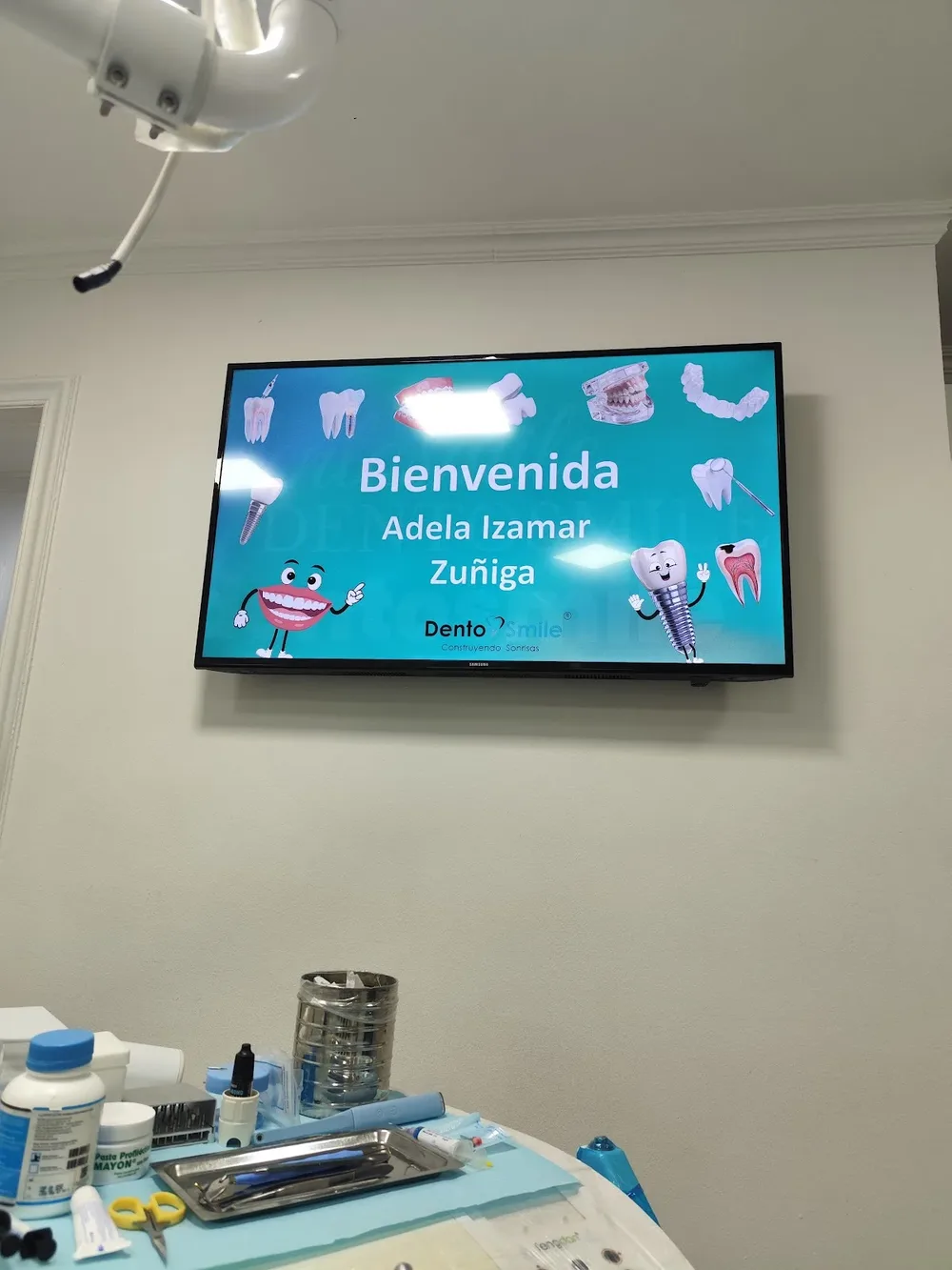 DentoSmile Consulta Dental - 2