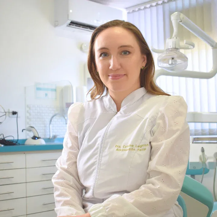 Dra. Cata Leighton - Estetica Facial/Botox /Ácido Hialurónico/Bioestimuladores/Rinomodelación/Relleno de labios(Machali-Rgua)