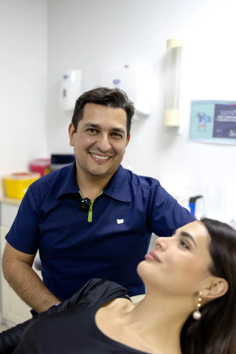 Smile Art Clinica Estetica-Botox-Acido Hialuronico-PRP-Bioestimuladores Sculptra-Ortodoncia-Carillas dentales-Implantes